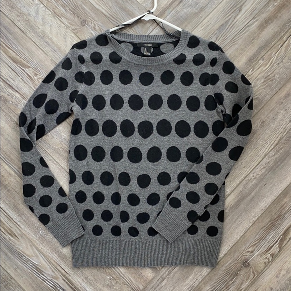 Polkadot sweater